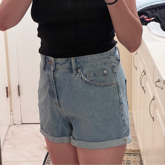 💙👖Denim Co - Jean shorts /Denim short shorts - Size 6 - Picture 9 of 11